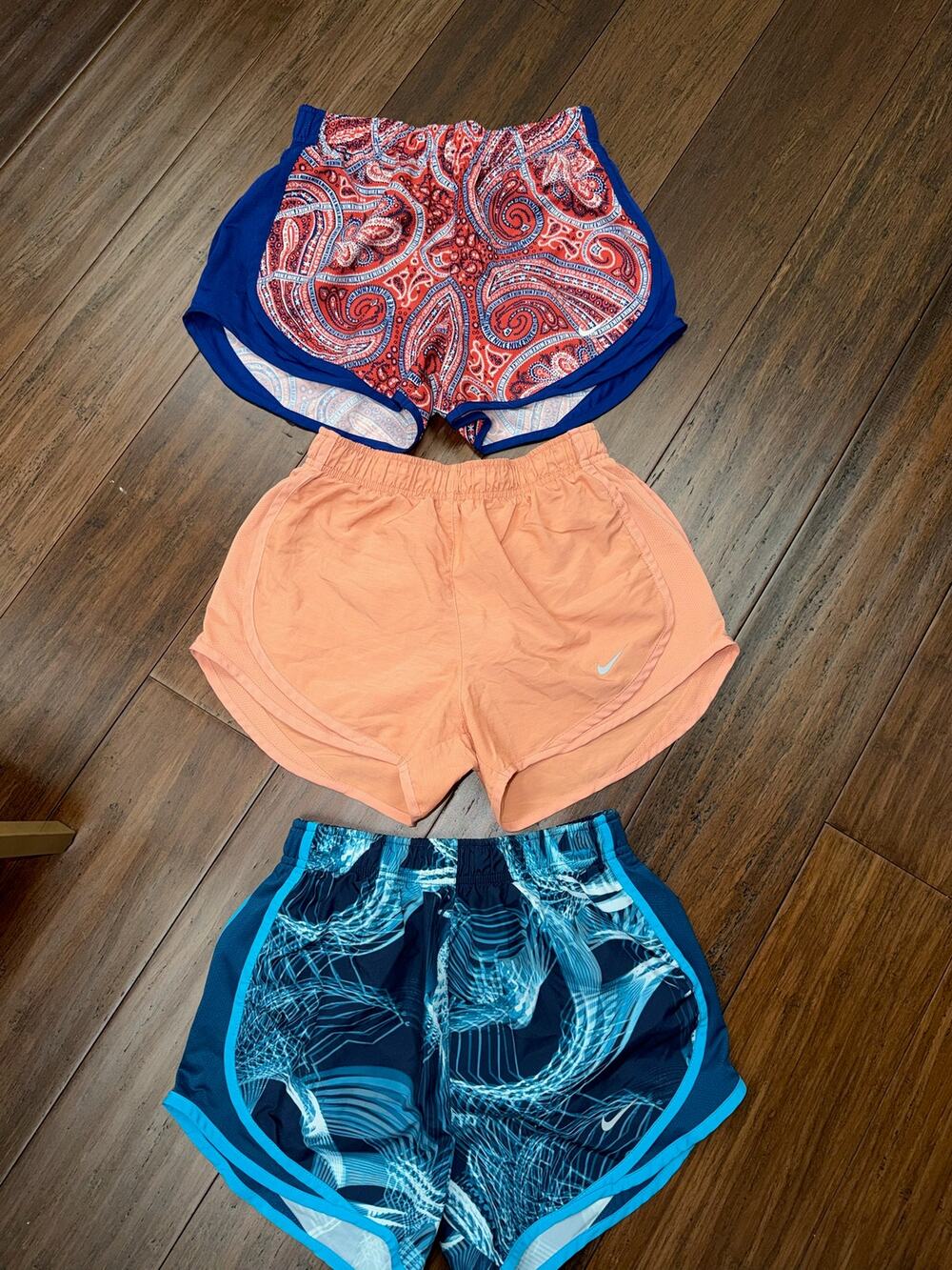 Nike Women's Dri-FIT Tempo Running Shorts Of 3 LOT XS